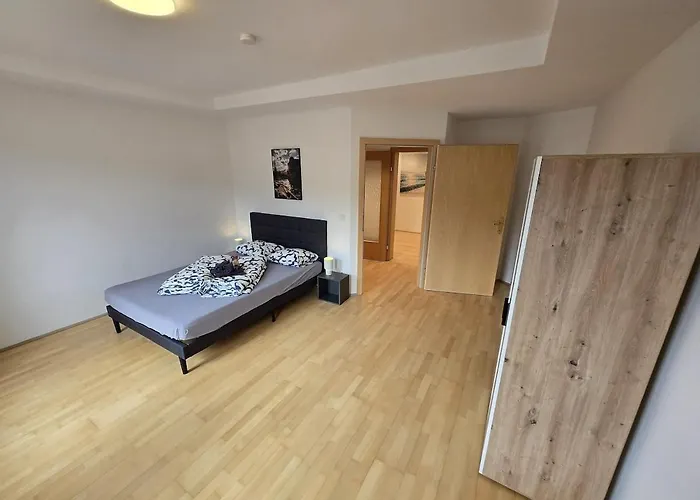 Apartment Downtown Living *